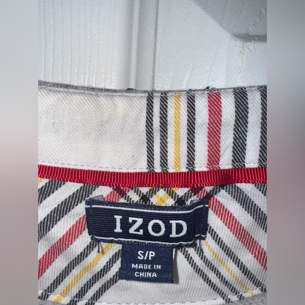 IZOD Gray Sweatshirt with Red and White Plaid Underlay Size Small - Picture 2 of 6